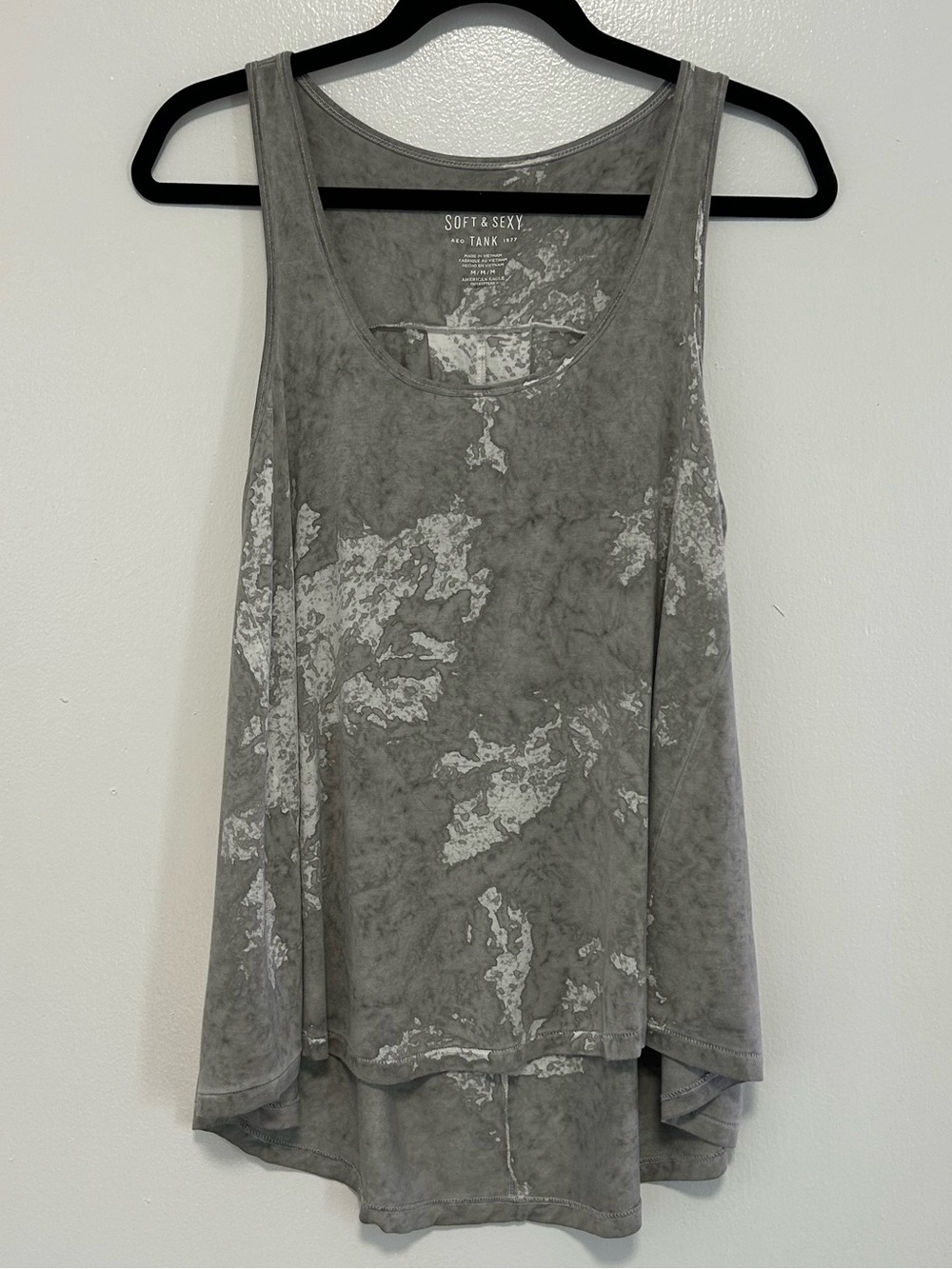 American Eagle Outfitters Gray Washed Distressed Tank